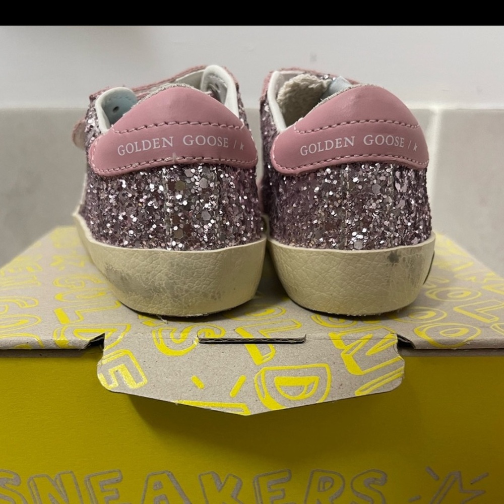Golden Goose - Picture 2 of 4